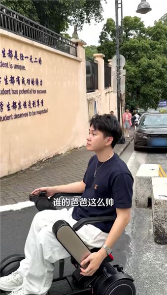作為黃忠亨的父母，聊聊家里這些事，我們心里真實的想法