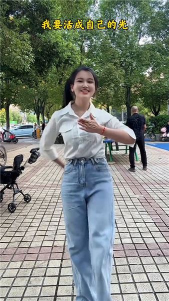 一邊謀生一邊熱愛，是很多創作者的真實處境