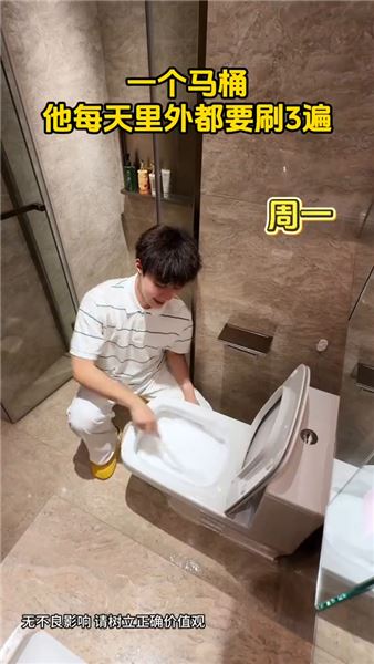都說我家花8000塊請的男保姆，是個假保姆，真實身份是我親兒子？