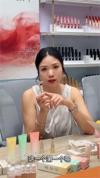 以后請不要叫我翟姐姐，請叫我謝總裁