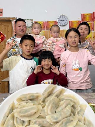 我是杰哥，家里已經7個孩子，跟大家坦誠說：我們還會繼續生嗎？
