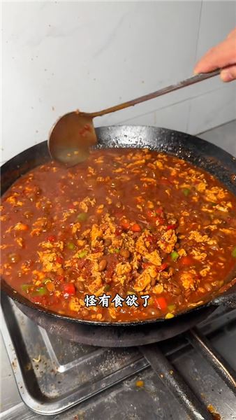 小時候三伏天西瓜成熟家家戶戶都會做上一壇西瓜醬豆 不知道你們還記得那個味道嗎？