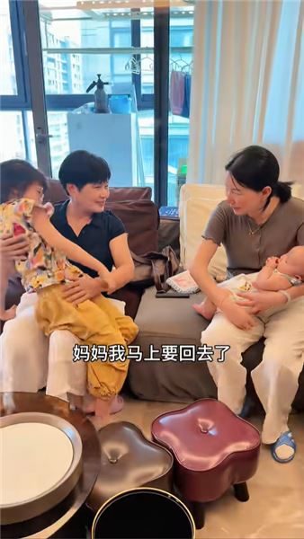 和王劍分開，有了小石榴，但我對樂樂文文的愛沒變