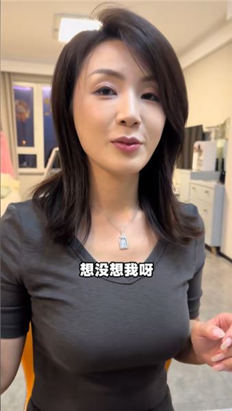 我是小鮮肉，我和娟姐之間，是別人不懂的感情