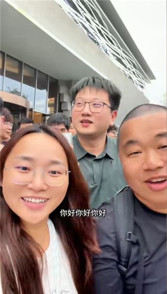 線上千萬次互動，不如線下一次相逢，見到好多熟悉的創作者