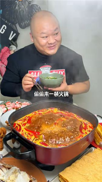 我是燈泡：淡出鏡頭、轉戰幕后，從來不是決裂，只是換種方式守護我們的熱愛
