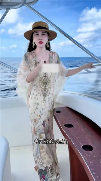41歲的我、帶著24歲的男朋友、6歲的女兒來馬爾代夫了，此刻幸福具像化了…