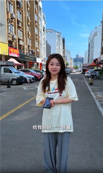 一輩子圍著家庭打轉的媽媽，終于擁有一套只屬于自己的寫真