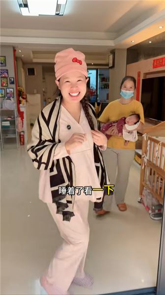 月子里才懂，一位貼心專業的月嫂，能化解家里大半育兒焦慮