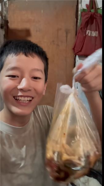 11 歲小軍心里話：謝謝想要寄物資幫助我的叔叔阿姨哥哥姐姐