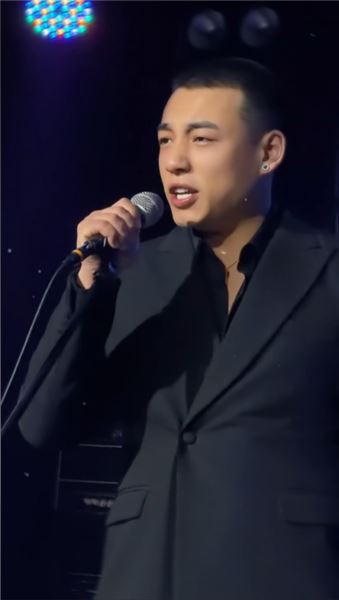 有故事的嗓音，就要經歷很多情愛嗎？聊聊大家對我的猜測