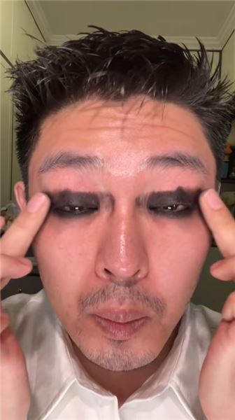 在美妝與流浪動物之間，美蘭蘭吖：一個普通人的雙重人生