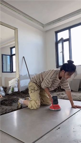 總有人勸我找個男人嫁了，可生活不會因為你是女人就優待你