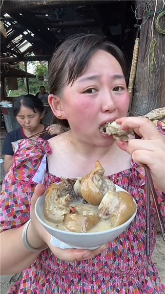何為出息？陪父母吃一頓熱飯，煙火日常亦是人生圓滿