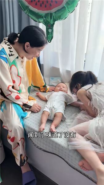 文文一場夢點醒爸爸，暫退視頻：孩子的童年不會等我們