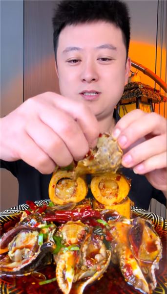 嘴里自帶魚刺分揀車間！吃魚大隊，只做真實吃播