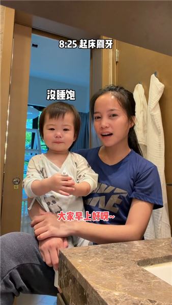 大家好我是Millie！一只快樂又有點調皮的人類幼崽報到