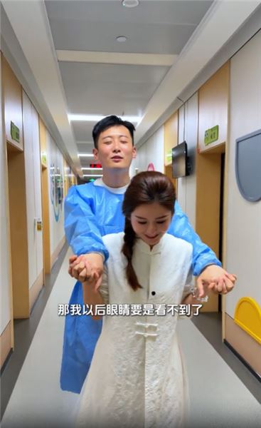 撒嬌男人最好命，今天也是辛苦我的女朋友了，大家怎么看？