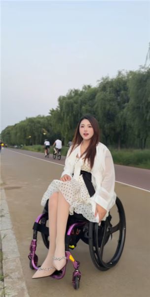 我以為老天爺睜一只眼閉一只眼是放過我了，沒想到是在架狙