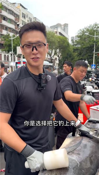 這魚講真能拽著船跑??GT 牛港鲹！海釣人遇上它，到底是什么體驗？