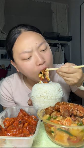 被說男相又怎樣！19 歲女大靠干飯圈粉無數