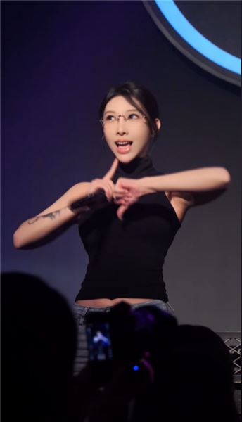 致所有帶著偏見的聲音：在酒吧上班，不代表我不是好女孩