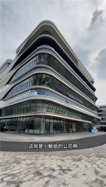 女兒小敏回國了  兒子竟然這么做