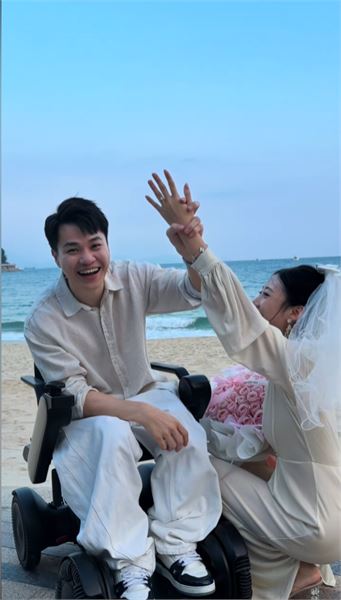 求婚視頻評論兩極，旁觀者別用揣測否定別人當下的真心