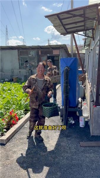 我是崔小斌，好多人好奇，在東北怎么什么都吃？