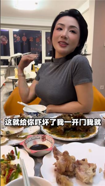 我是小鮮肉，我和娟姐之間，是別人不懂的感情