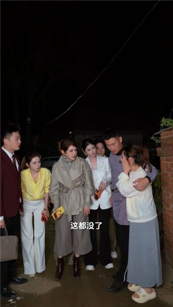 原本計劃 30 萬幫員工建個房子，沒想到最終方案出來后，價格高了不少