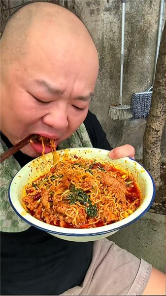作為江西人頓頓猛吃辣，很多朋友問我們會不會得痔瘡？