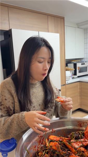 韓國入冬腌泡菜季，百根小蘿卜，跟著婆婆做地道家庭小蘿卜泡菜