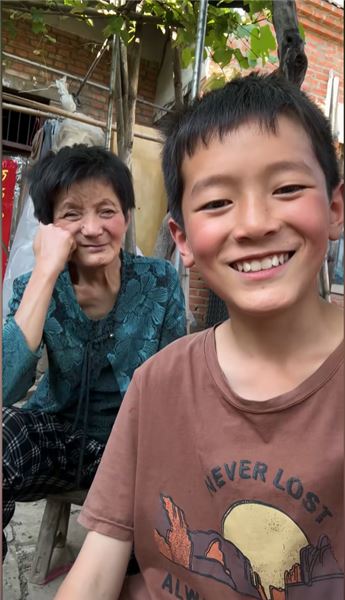 大家好，我是小軍，今年 11 歲