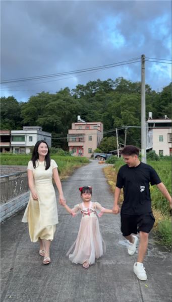 這樣的男人還有必要原諒嗎？小敏再遇舊傷，丈夫偷偷私會初戀