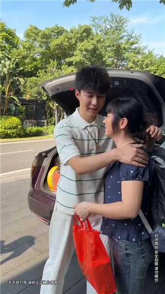 我是唐老板｜一件舊衣服看清人心，雇主與家人只差一份真心