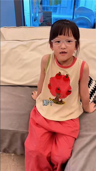 和王劍分開，有了小石榴，但我對樂樂文文的愛沒變