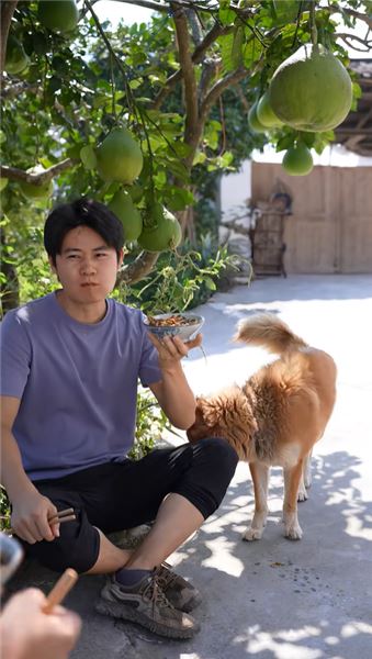 周周和東毛，會復刻許華升黃汝富的故事嗎？