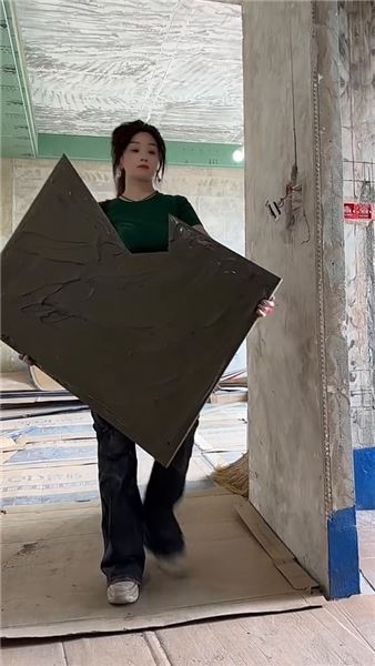 你們做這樣的地漏，不知道有沒有加工費，看著簡單做起來好費勁啊