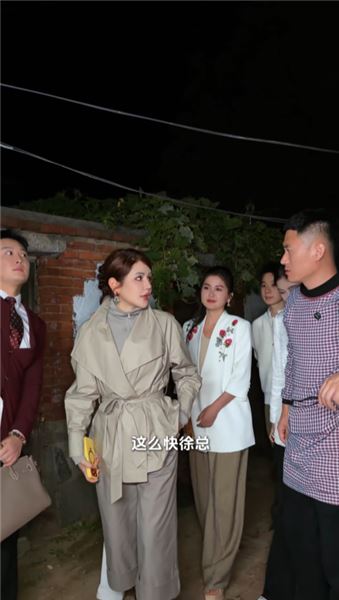 原本計劃 30 萬幫員工建個房子，沒想到最終方案出來后，價格高了不少
