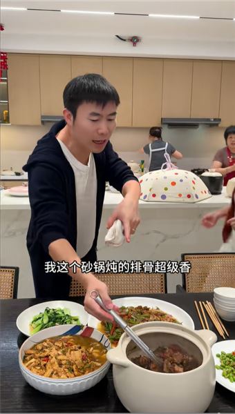全家齊上陣助力！二哥二嫂首播，粉絲相約直播間
