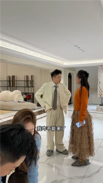 老公帶孩子找上門楠姐家中，一場分居之下，事業與家庭的婚姻拉扯