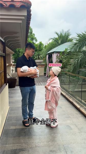 照顧寶寶本來就應該輕一點的，難道當婆婆就真的感覺不到孫女在哭嗎？老公總覺得我想多了，可他不懂，在婆家，兒媳婦的每一步都像在走鋼絲