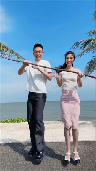 別人夫妻柴米油鹽，我們夫妻沒事就尬舞！