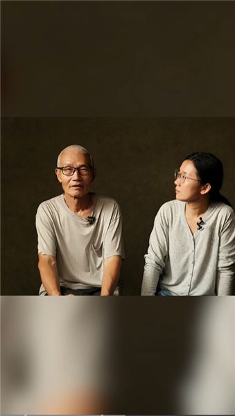 三十余年，第一次擁抱我的父親｜小鳳姐姐小娜和老爹的深圳之行