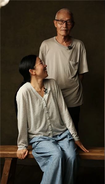 三十余年，第一次擁抱我的父親｜小鳳姐姐小娜和老爹的深圳之行