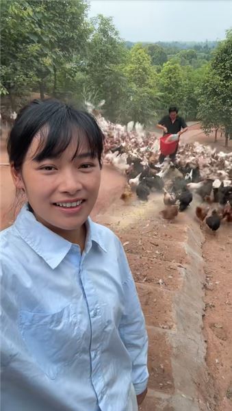 百萬粉絲的山里女孩陳冬妹，走紅之后為何依舊留在大山？