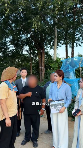 終于說服離職司機讓我給他建四合院了，但是又遇到了兩個難題？你們說應該怎么辦呢