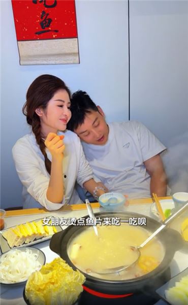 撒嬌男人最好命，今天也是辛苦我的女朋友了，大家怎么看？