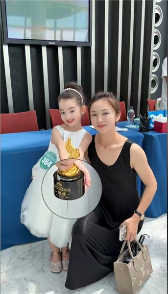 我不會取代媽媽，但姑姑愿意守護允知短暫的童年